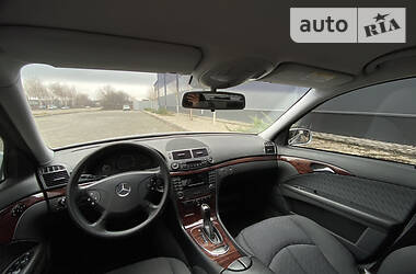 Седан Mercedes-Benz E-Class 2006 в 