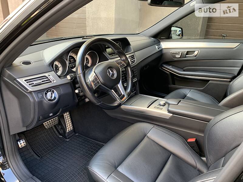 Седан Mercedes-Benz E-Class 2014 в Ивано-Франковске