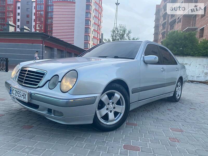 Седан Mercedes-Benz E-Class 2000 в Коломиї