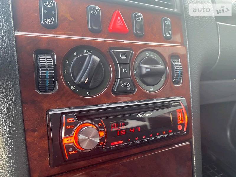 Седан Mercedes-Benz E-Class 2000 в Коломиї