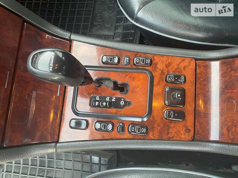 Седан Mercedes-Benz E-Class 2000 в Коломиї