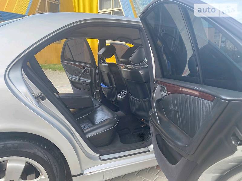 Седан Mercedes-Benz E-Class 2000 в Коломиї