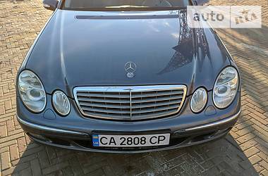 Седан Mercedes-Benz E-Class 2004 в 
