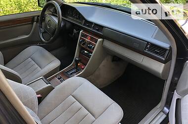 Седан Mercedes-Benz E-Class 1995 в Львове