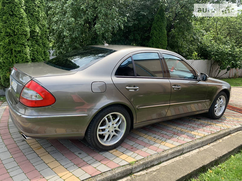 Седан Mercedes-Benz E-Class 2007 в Тернополі