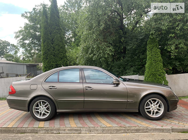 Седан Mercedes-Benz E-Class 2007 в Тернополі