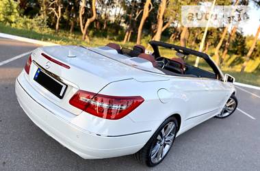 Кабриолет Mercedes-Benz E-Class 2012 в Киеве