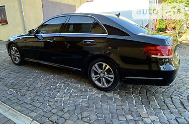 Седан Mercedes-Benz E-Class 2015 в 