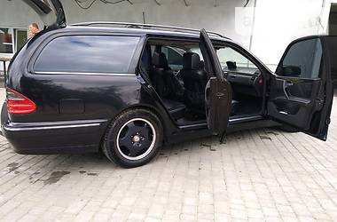 Універсал Mercedes-Benz E-Class 2000 в 