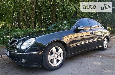 Седан Mercedes-Benz E-Class 2005 в 
