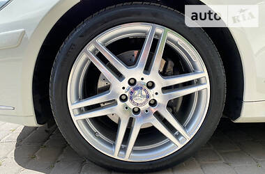 Купе Mercedes-Benz E-Class 2010 в 