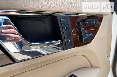 Купе Mercedes-Benz E-Class 2010 в 
