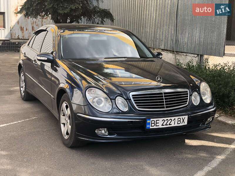 Седан Mercedes-Benz E-Class 2005 в Миколаєві