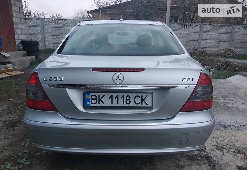 Седан Mercedes-Benz E-Class 2007 в Рівному
