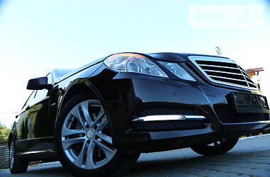 Седан Mercedes-Benz E-Class 2010 в 