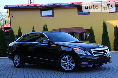 Седан Mercedes-Benz E-Class 2010 в Трускавце