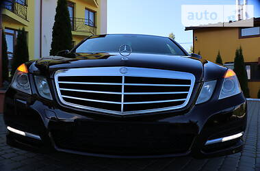 Седан Mercedes-Benz E-Class 2010 в 