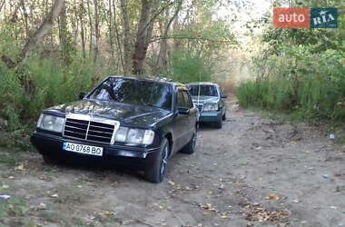 Седан Mercedes-Benz E-Class 1986 в Виноградові