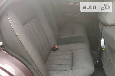 Седан Mercedes-Benz E-Class 1994 в 