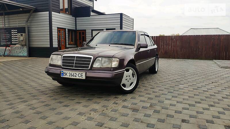 Mercedes-Benz E-Class 1994