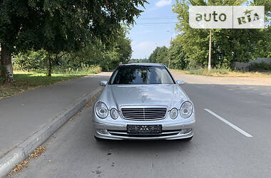 Седан Mercedes-Benz E-Class 2002 в Виннице