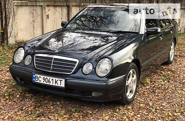 Седан Mercedes-Benz E-Class 2001 в Дрогобичі