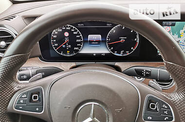 Седан Mercedes-Benz E-Class 2016 в Теплике