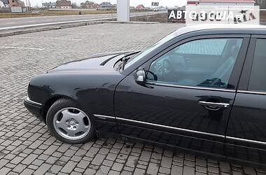 Седан Mercedes-Benz E-Class 1999 в Луцке