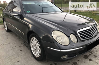 Седан Mercedes-Benz E-Class 2002 в Ивано-Франковске