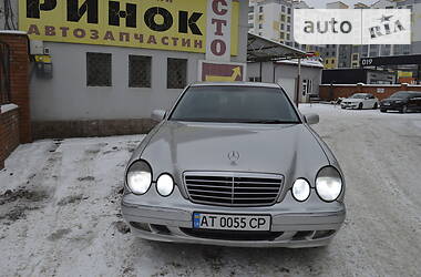 Седан Mercedes-Benz E-Class 2001 в Івано-Франківську