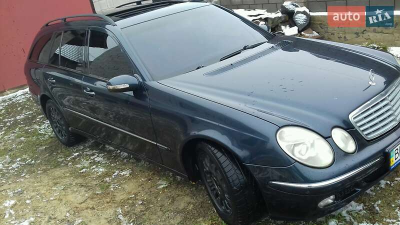 Универсал Mercedes-Benz E-Class 2003 в 