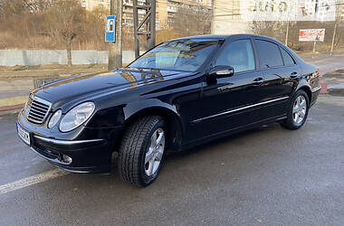 Седан Mercedes-Benz E-Class 2005 в Черновцах