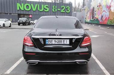 Седан Mercedes-Benz E-Class 2019 в Киеве