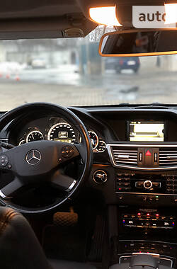 Универсал Mercedes-Benz E-Class 2012 в Сарнах