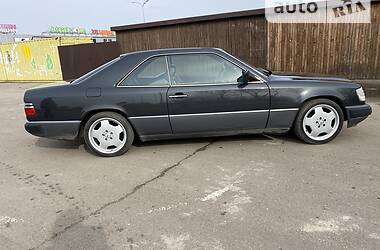 Купе Mercedes-Benz E-Class 1989 в Одессе