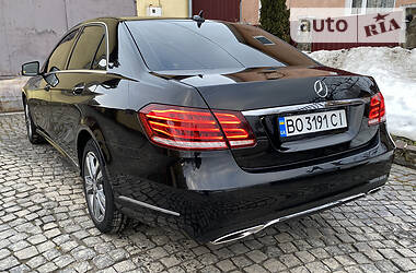 Седан Mercedes-Benz E-Class 2015 в 
