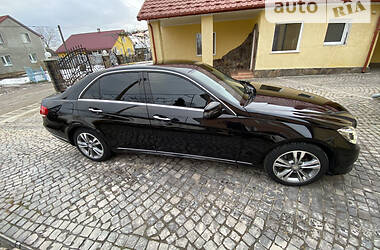 Седан Mercedes-Benz E-Class 2015 в 