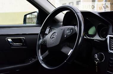 Седан Mercedes-Benz E-Class 2011 в Ивано-Франковске