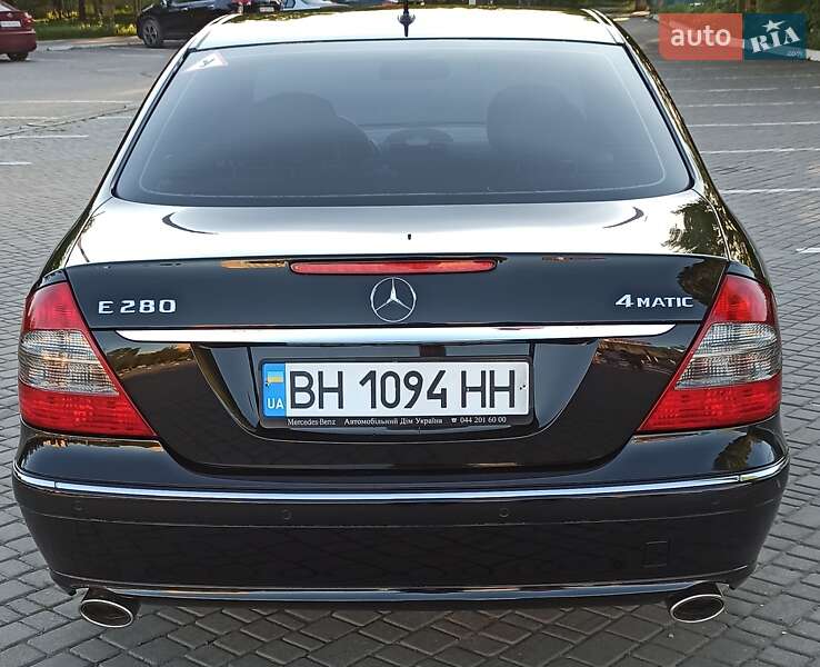 Седан Mercedes-Benz E-Class 2008 в Одессе
