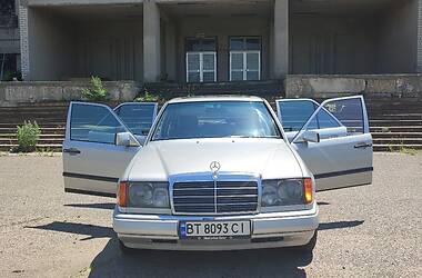 Седан Mercedes-Benz E-Class 1989 в Теплодаре