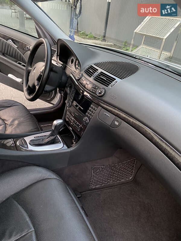 Седан Mercedes-Benz E-Class 2004 в Тернополе