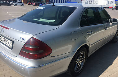 Седан Mercedes-Benz E-Class 2003 в Одессе