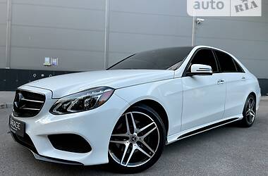 Седан Mercedes-Benz E-Class 2015 в 