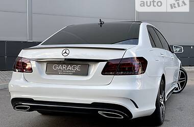 Седан Mercedes-Benz E-Class 2015 в 