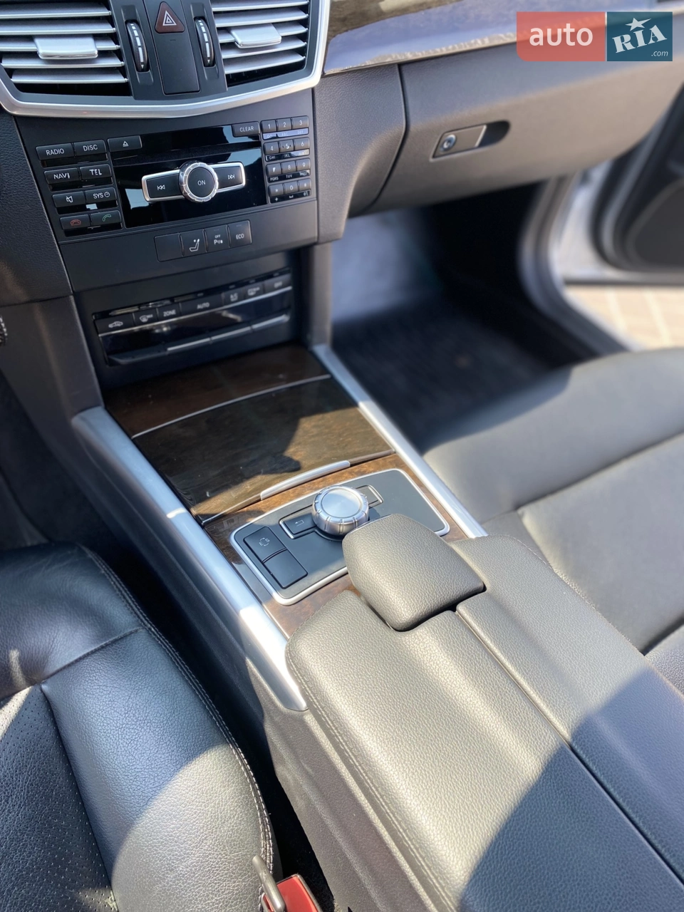 2012 Mercedes-Benz E-klasse - мініатюра 29