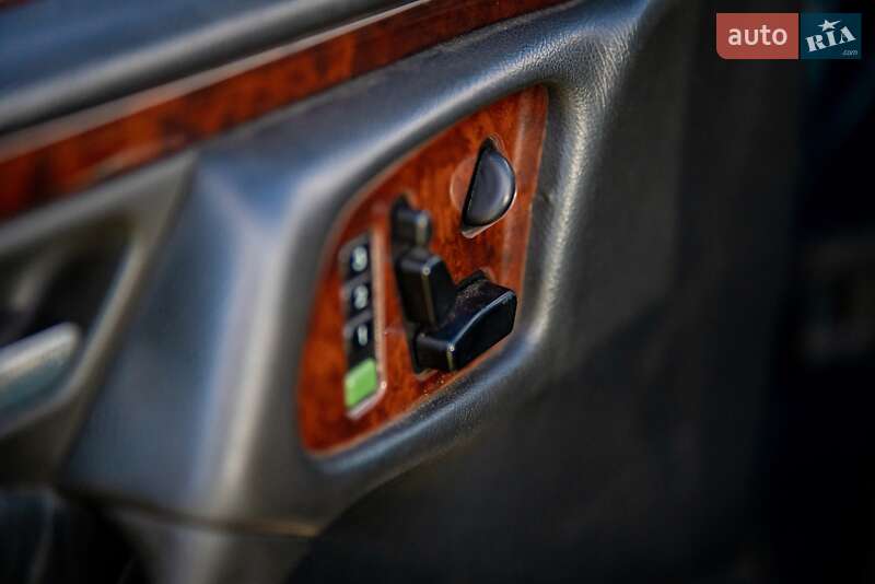 Седан Mercedes-Benz E-Class 1997 в Гайвороне