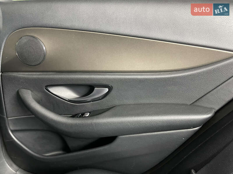Седан Mercedes-Benz E-Class 2017 в Кам'янець-Подільському