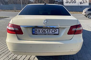 Седан Mercedes-Benz E-Class 2012 в Каменец-Подольском