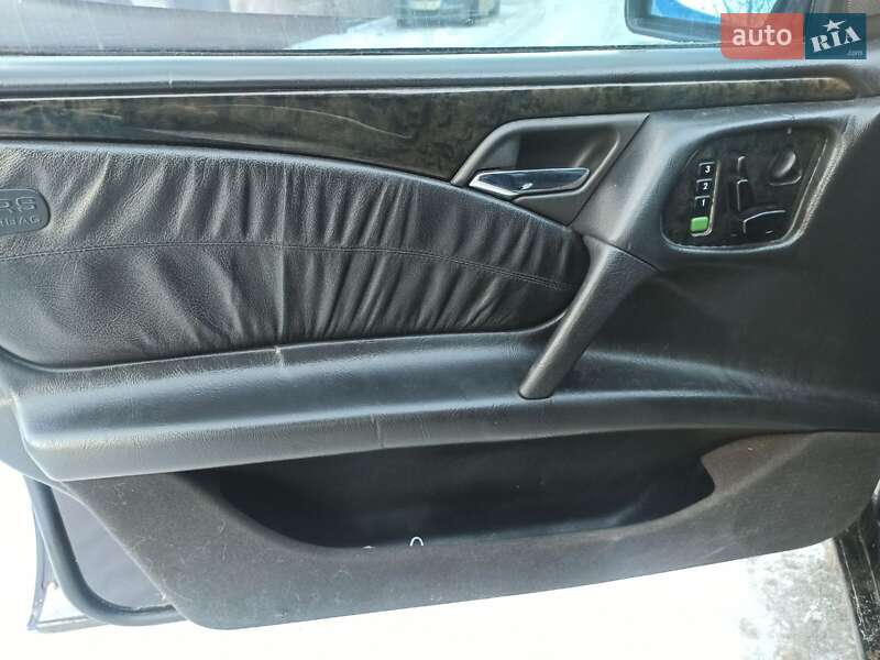 Седан Mercedes-Benz E-Class 1999 в Вишгороді