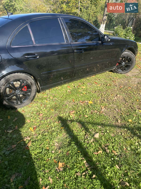 Седан Mercedes-Benz E-Class 2008 в Дрогобичі